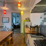 Hostal Alface Hall & Bar