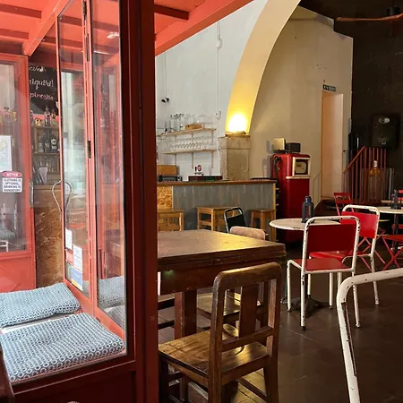 Vandrerhjem Alface Hall & Bar