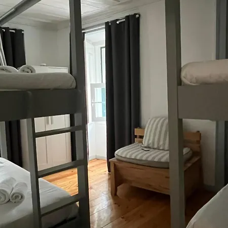 Albergue Alface Hall & Bar