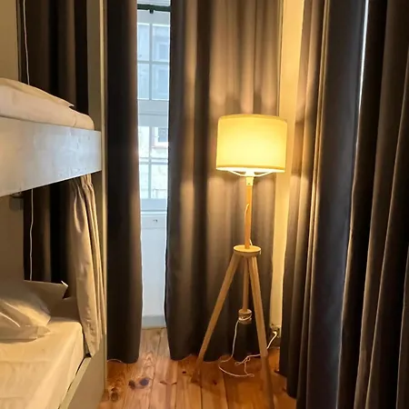 Vandrerhjem Alface Hall & Bar *