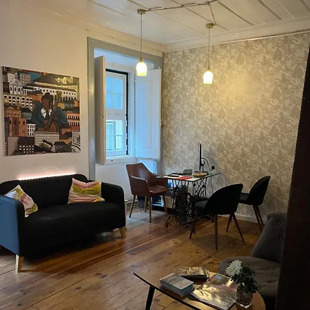 Alface Hall & Bar Albergue Lisboa