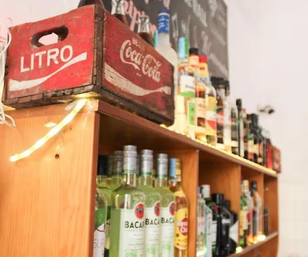 Alface Hall & Bar Hostal *