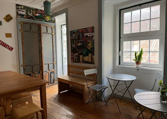 Alface Hall & Bar * Lisboa