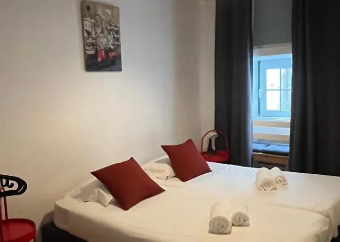 Alface Hall & Bar Hostal *