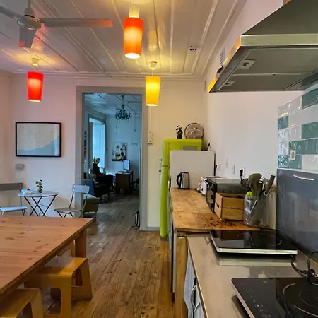 호스텔 Alface Hall & Bar