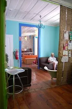 Alface Hall & Bar 호스텔 *