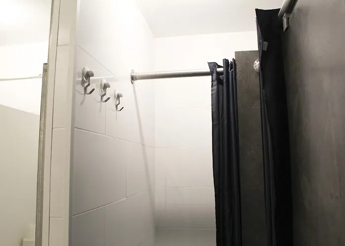 Alface Hall & Bar リスボン