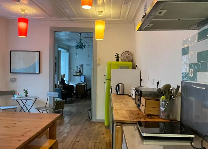 Hostel Alface Hall & Bar