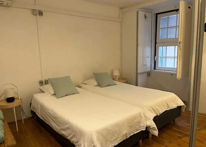 Alface Hall & Bar * リスボン