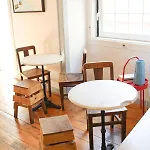 Hostel Alface Hall & Bar