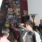 Alface Hall & Bar Hostel *