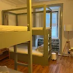 Alface Hall & Bar Hostel *