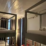 Hostel Alface Hall & Bar *
